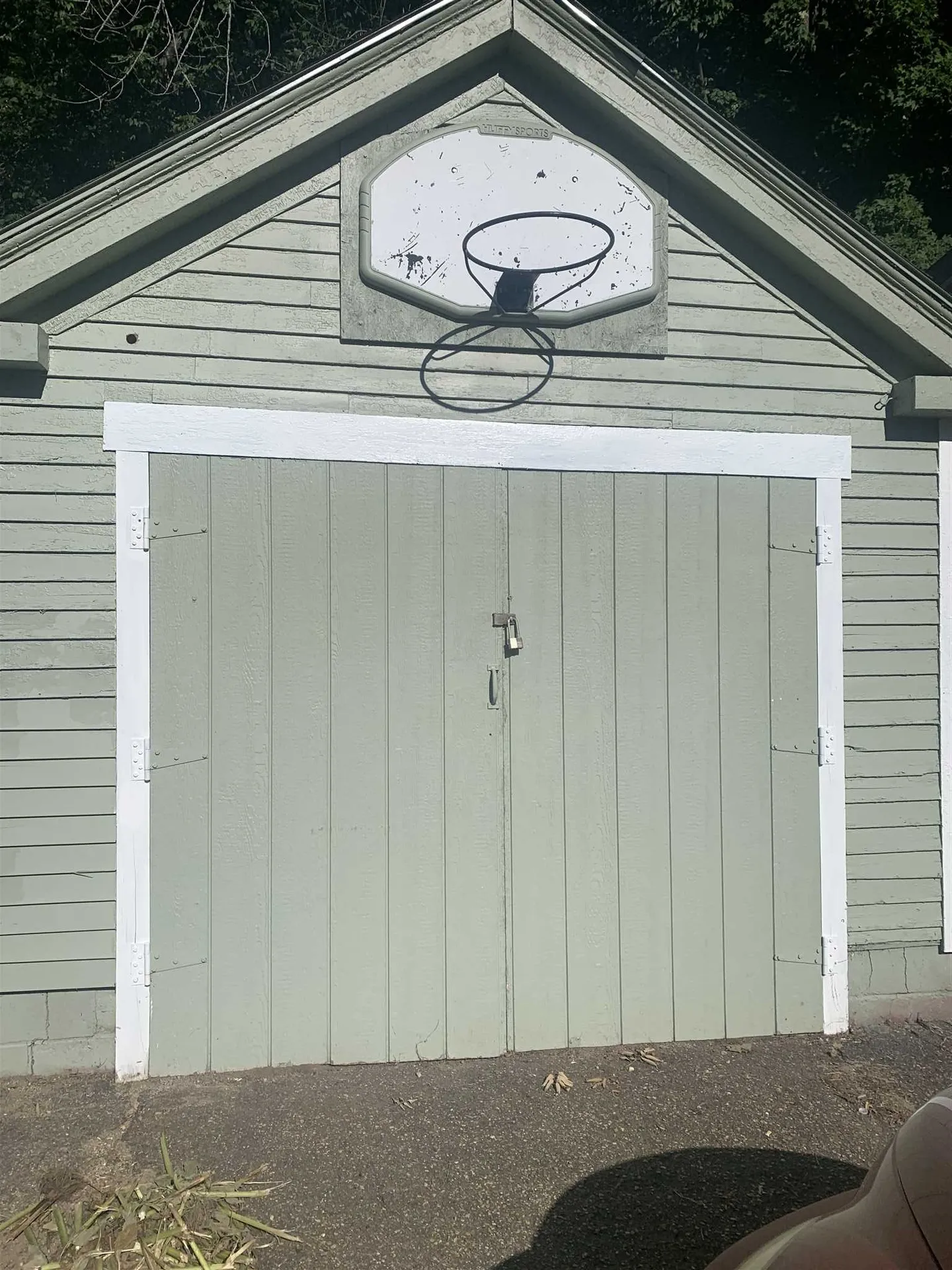 126 W Bow Street Franklin NH 03235