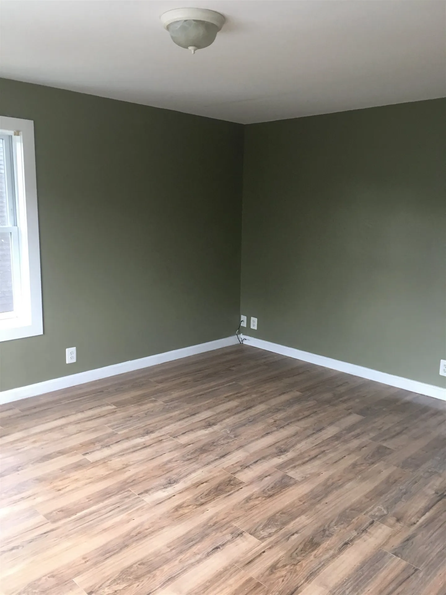 126 W Bow Street Franklin NH 03235