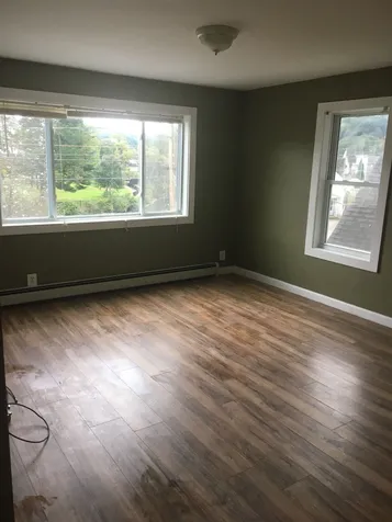126 W Bow Street Franklin NH 03235