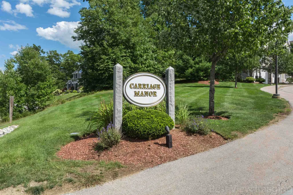 4c Manor Drive Hooksett NH 03106