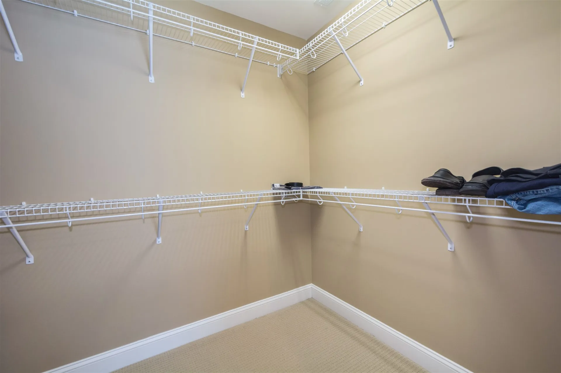 4c Manor Drive Hooksett NH 03106
