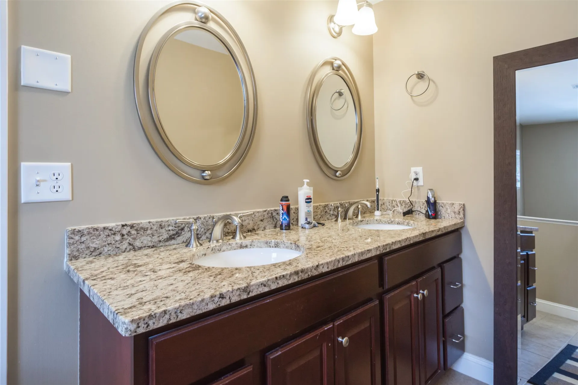 4c Manor Drive Hooksett NH 03106