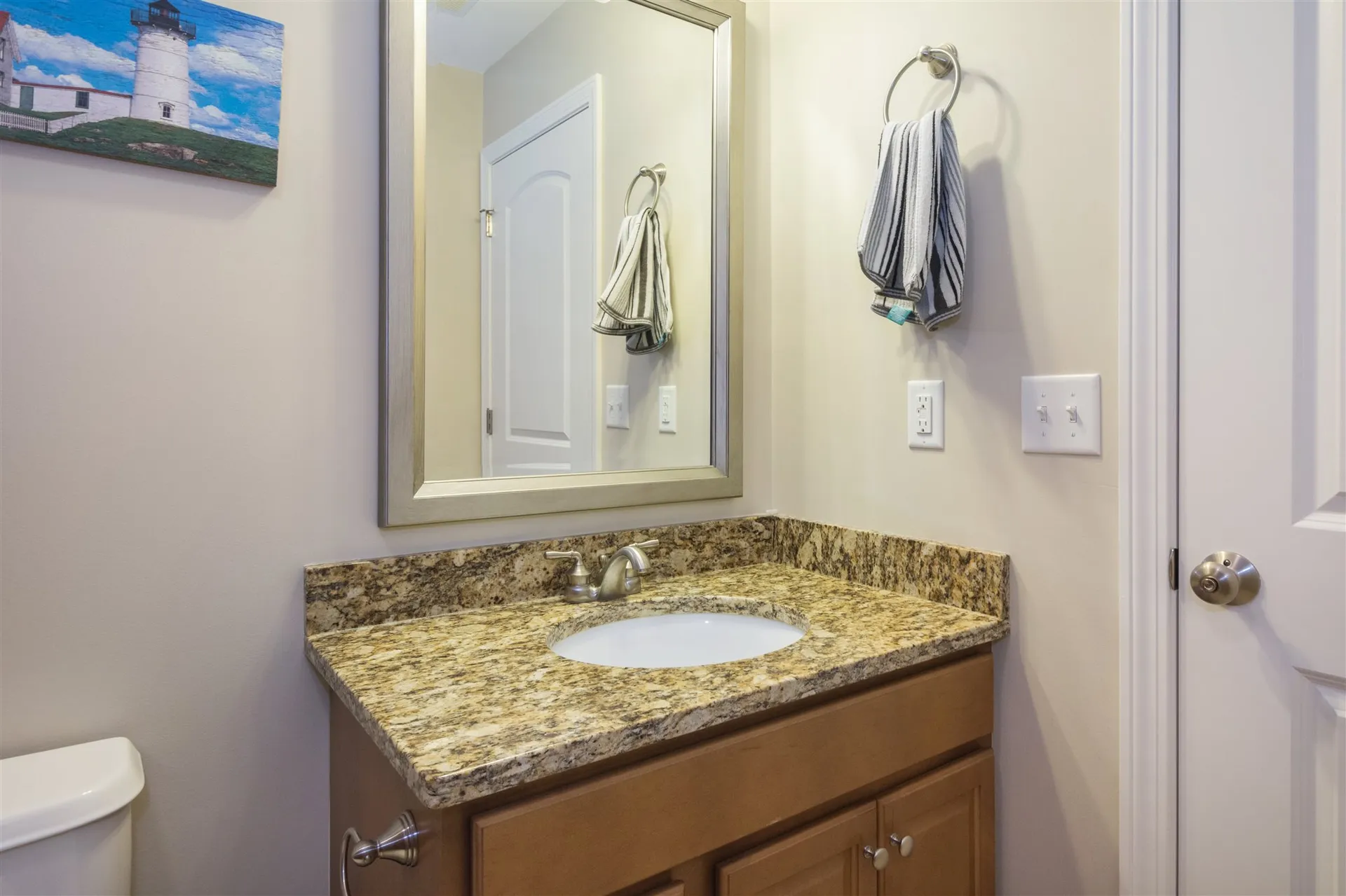 4c Manor Drive Hooksett NH 03106