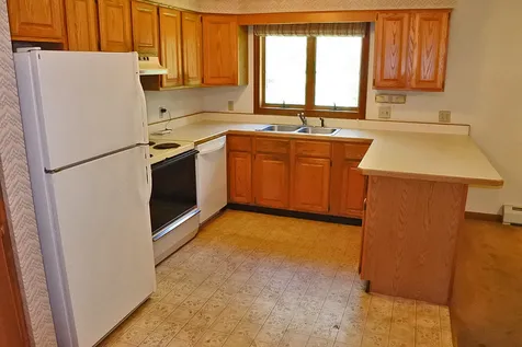 6 Rachel Drive Rutland City VT 05701