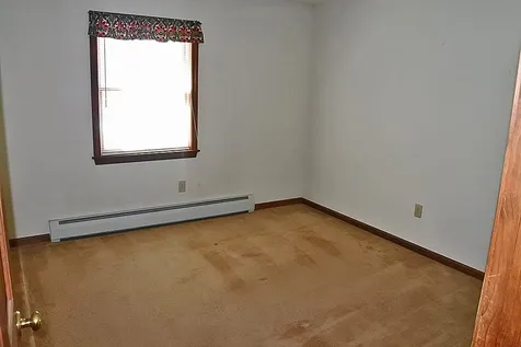 6 Rachel Drive Rutland City VT 05701