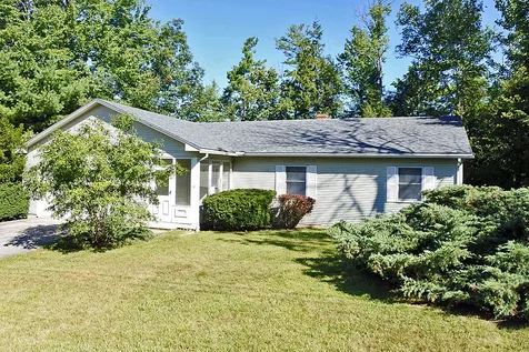 6 Rachel Drive Rutland City VT 05701