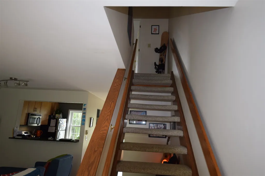 17 Conifer Court Burlington VT 05401