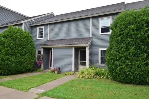 17 Conifer Court Burlington VT 05401