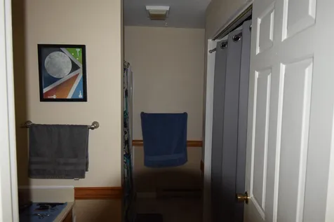 17 Conifer Court Burlington VT 05401