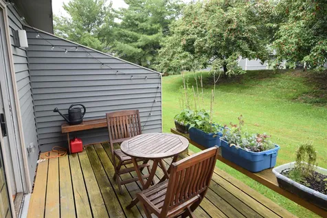 17 Conifer Court Burlington VT 05401