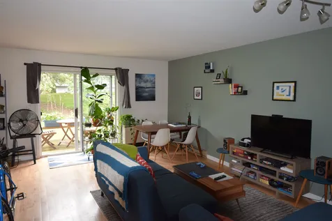 17 Conifer Court Burlington VT 05401