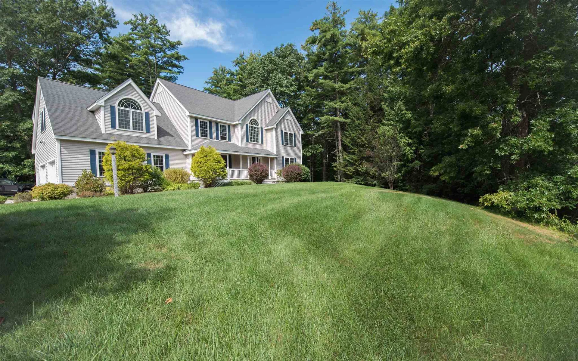 74 Berry Patch Lane Auburn NH 03032