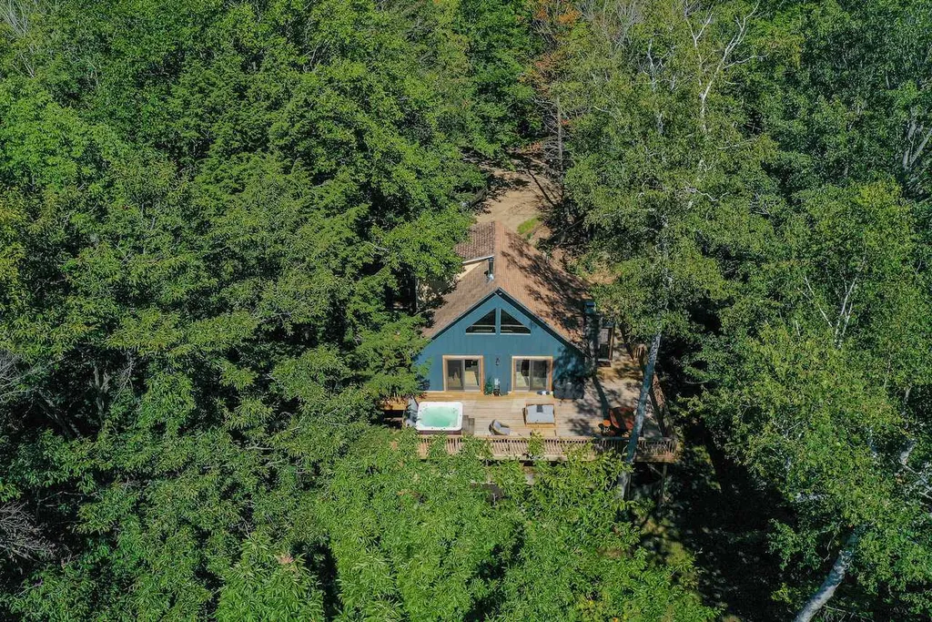 91 Washington Avenue Bartlett NH 03812