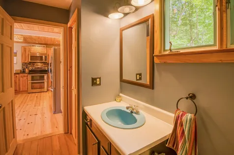 91 Washington Avenue Bartlett NH 03812