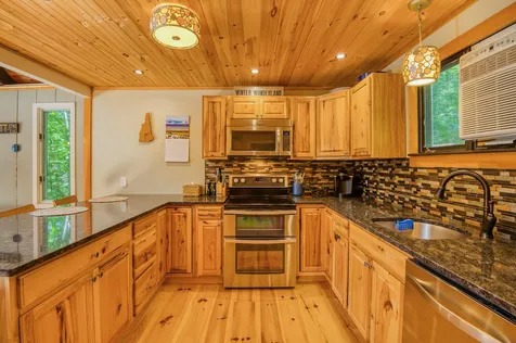 91 Washington Avenue Bartlett NH 03812
