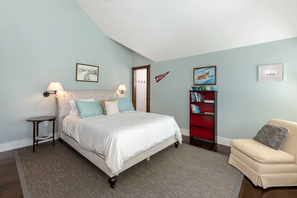 133 Waukewan Street Meredith NH 03253