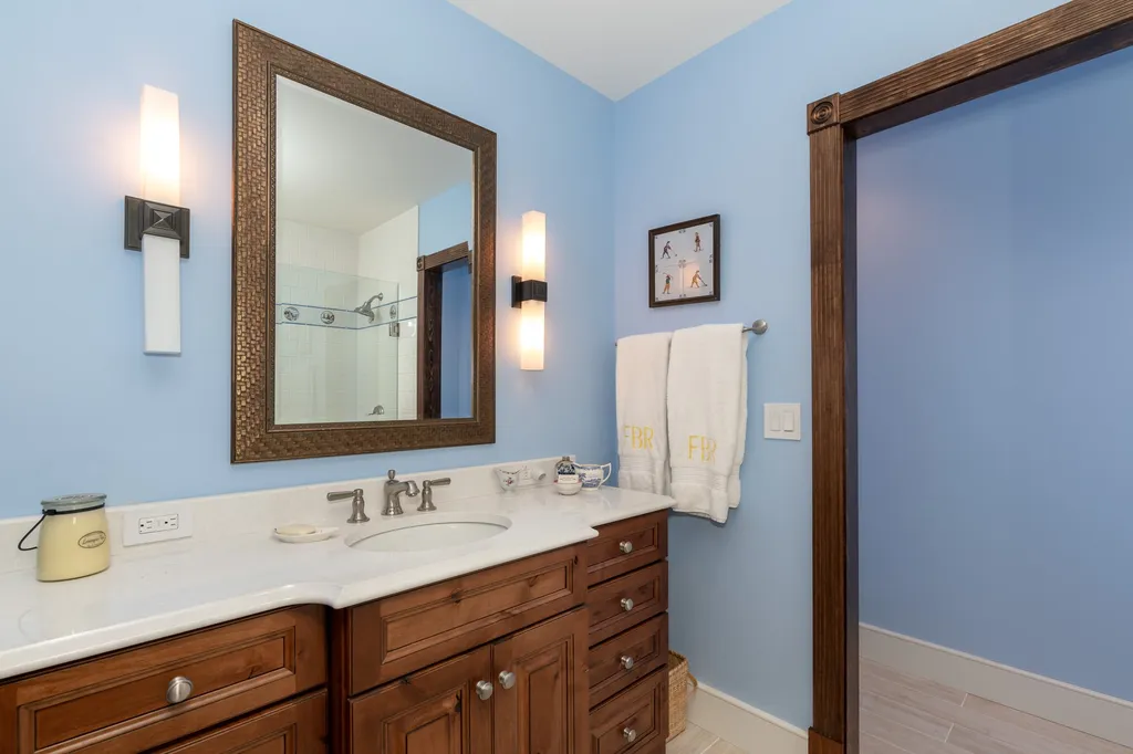 133 Waukewan Street Meredith NH 03253