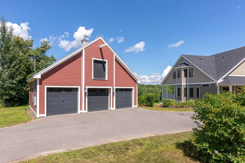 133 Waukewan Street Meredith NH 03253