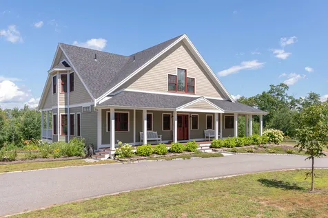 133 Waukewan Street Meredith NH 03253