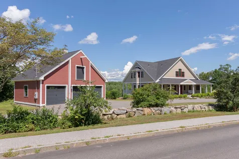 133 Waukewan Street Meredith NH 03253