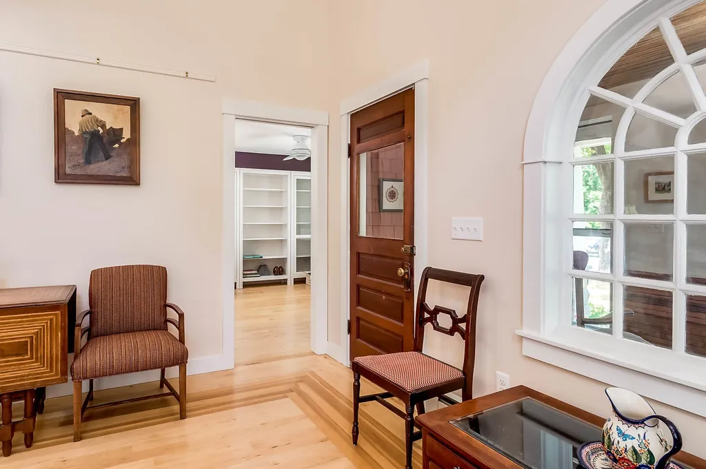 26 Walnut Street Exeter NH 03833
