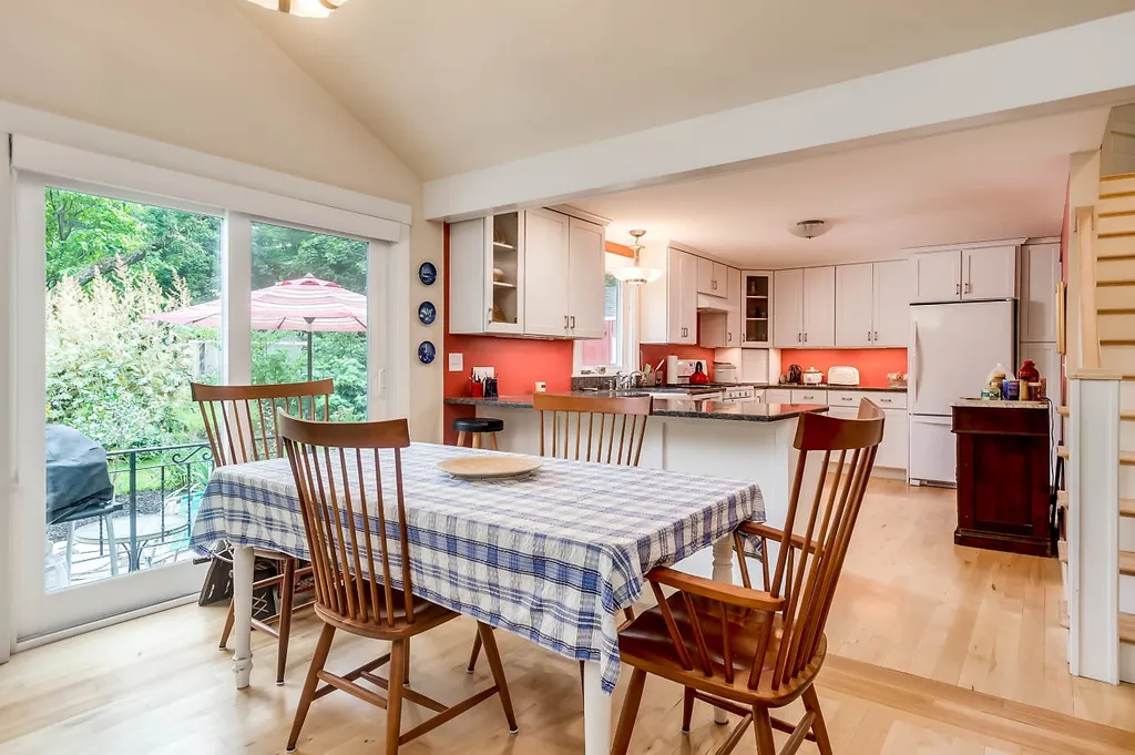 26 Walnut Street Exeter NH 03833
