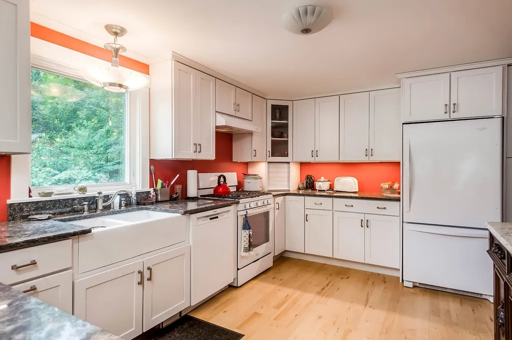 26 Walnut Street Exeter NH 03833