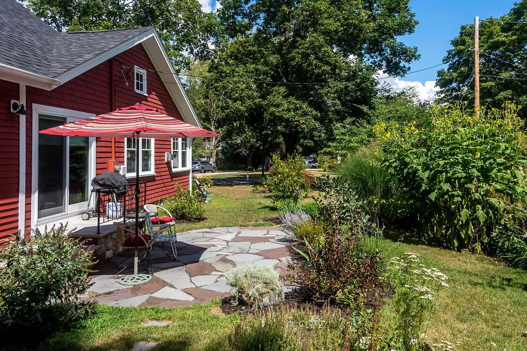 26 Walnut Street Exeter NH 03833