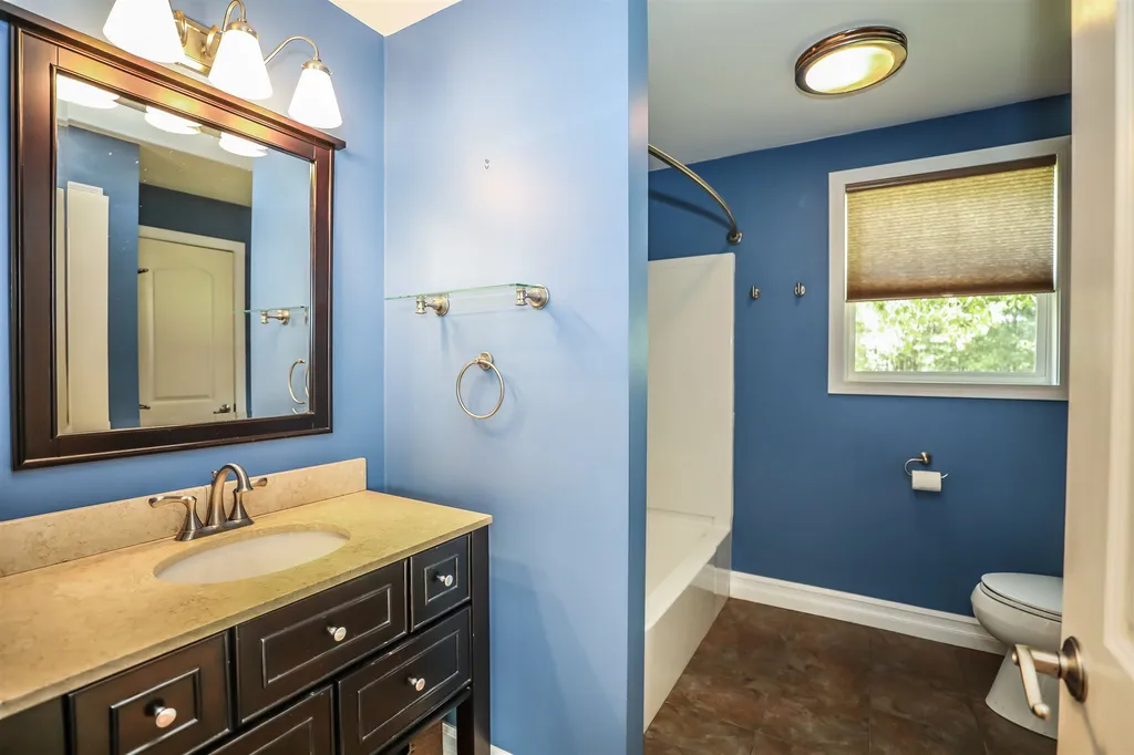 10a Knotwood Drive Greenfield NH 03047
