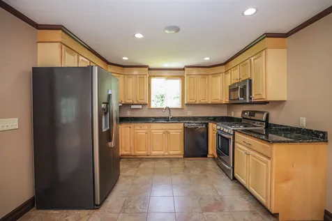 10a Knotwood Drive Greenfield NH 03047