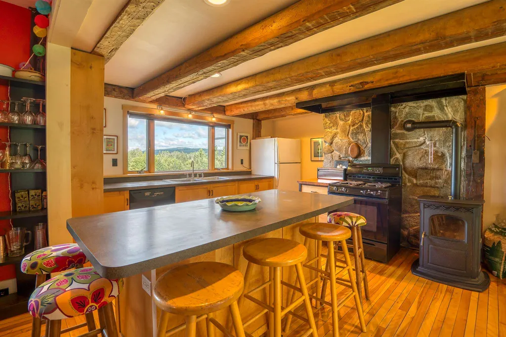 791 Cherry Valley Road Bethlehem NH 03574
