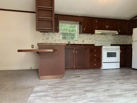 7008 Lake Street Loudon NH 03307
