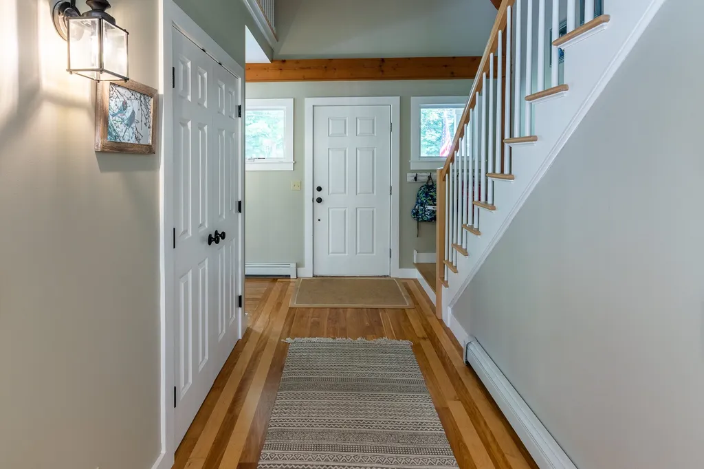 121 Page Road New London NH 03257