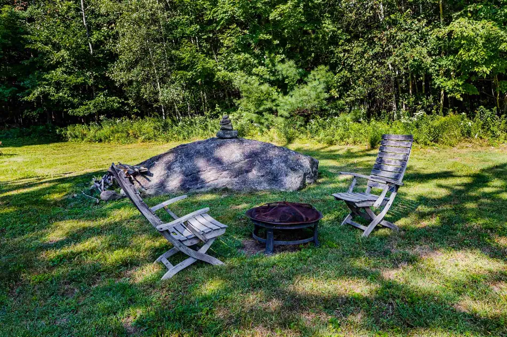 121 Page Road New London NH 03257