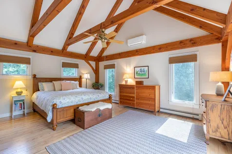 121 Page Road New London NH 03257