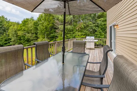 121 Page Road New London NH 03257