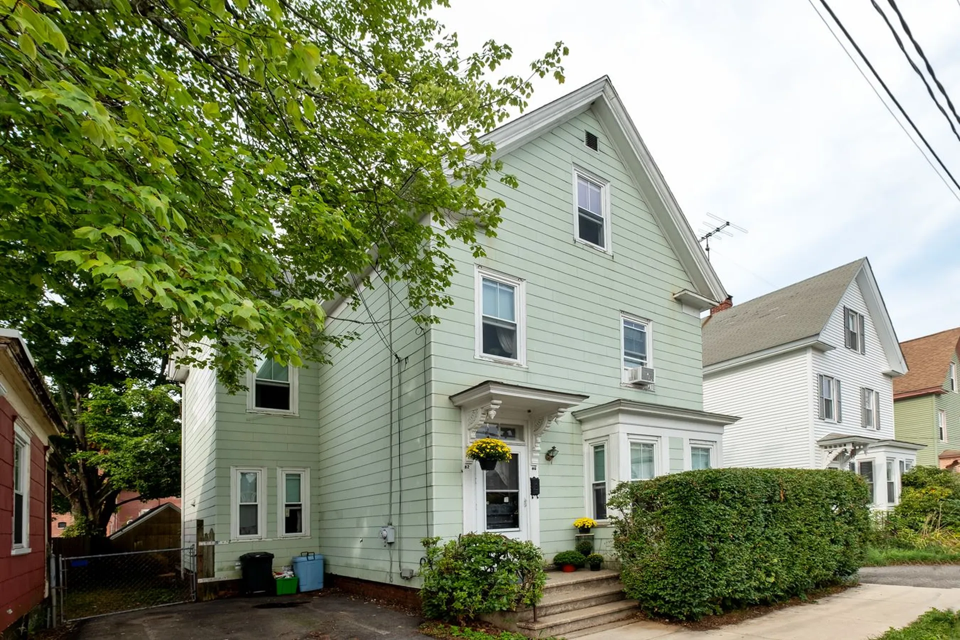 82 Cass Street Portsmouth NH 03801