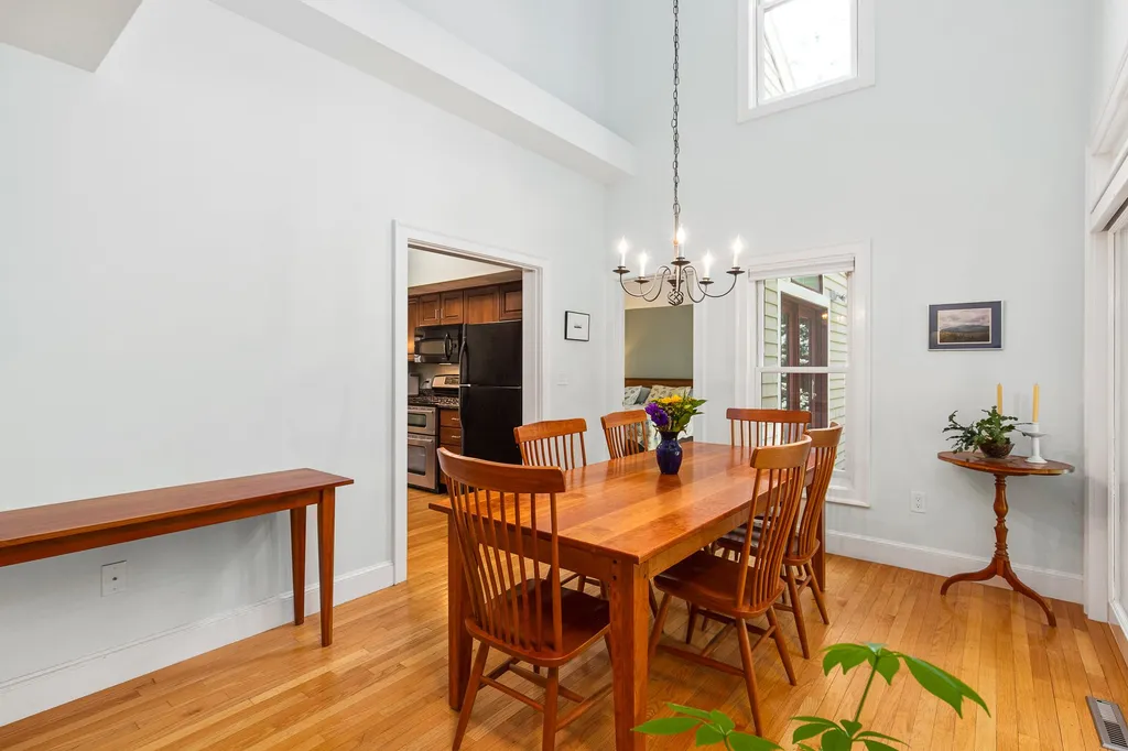 579 Sagamore Avenue Portsmouth NH 03801
