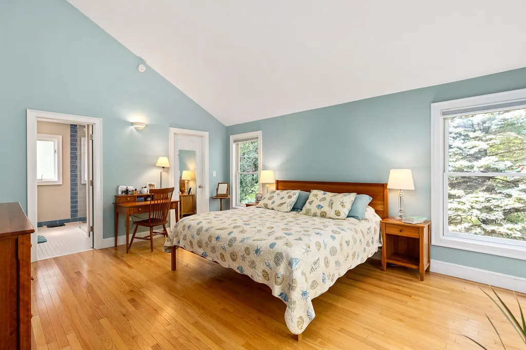 579 Sagamore Avenue Portsmouth NH 03801