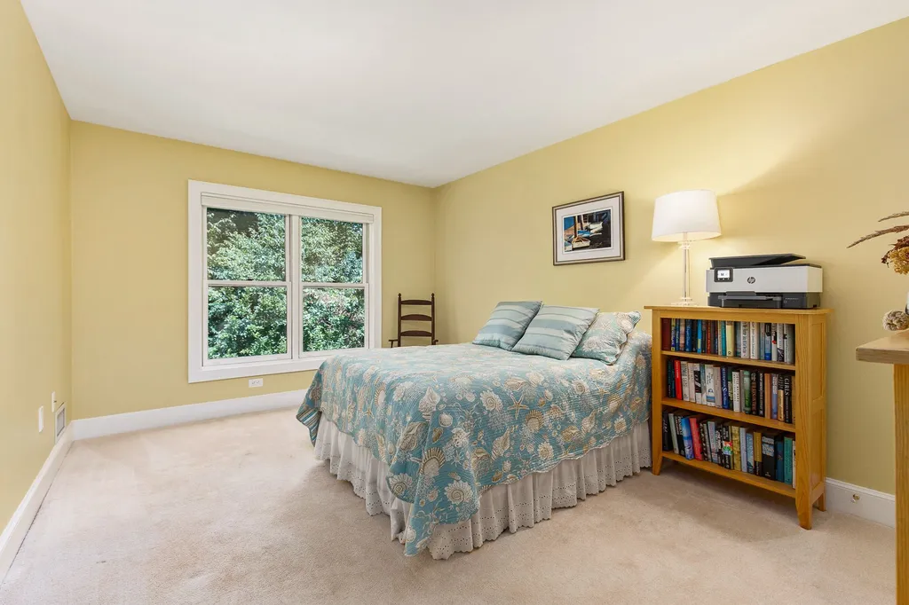 579 Sagamore Avenue Portsmouth NH 03801