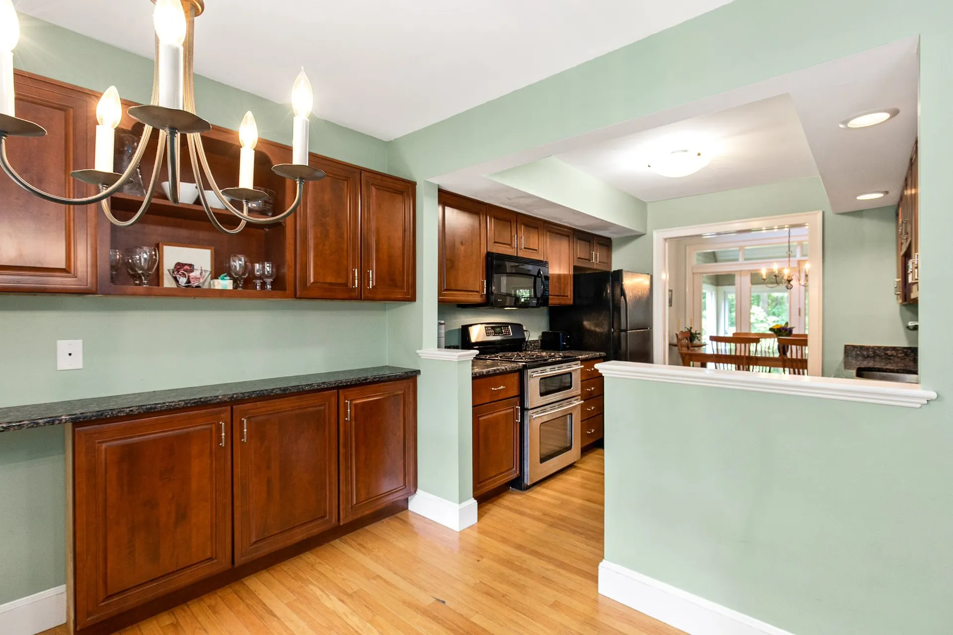 579 Sagamore Avenue Portsmouth NH 03801
