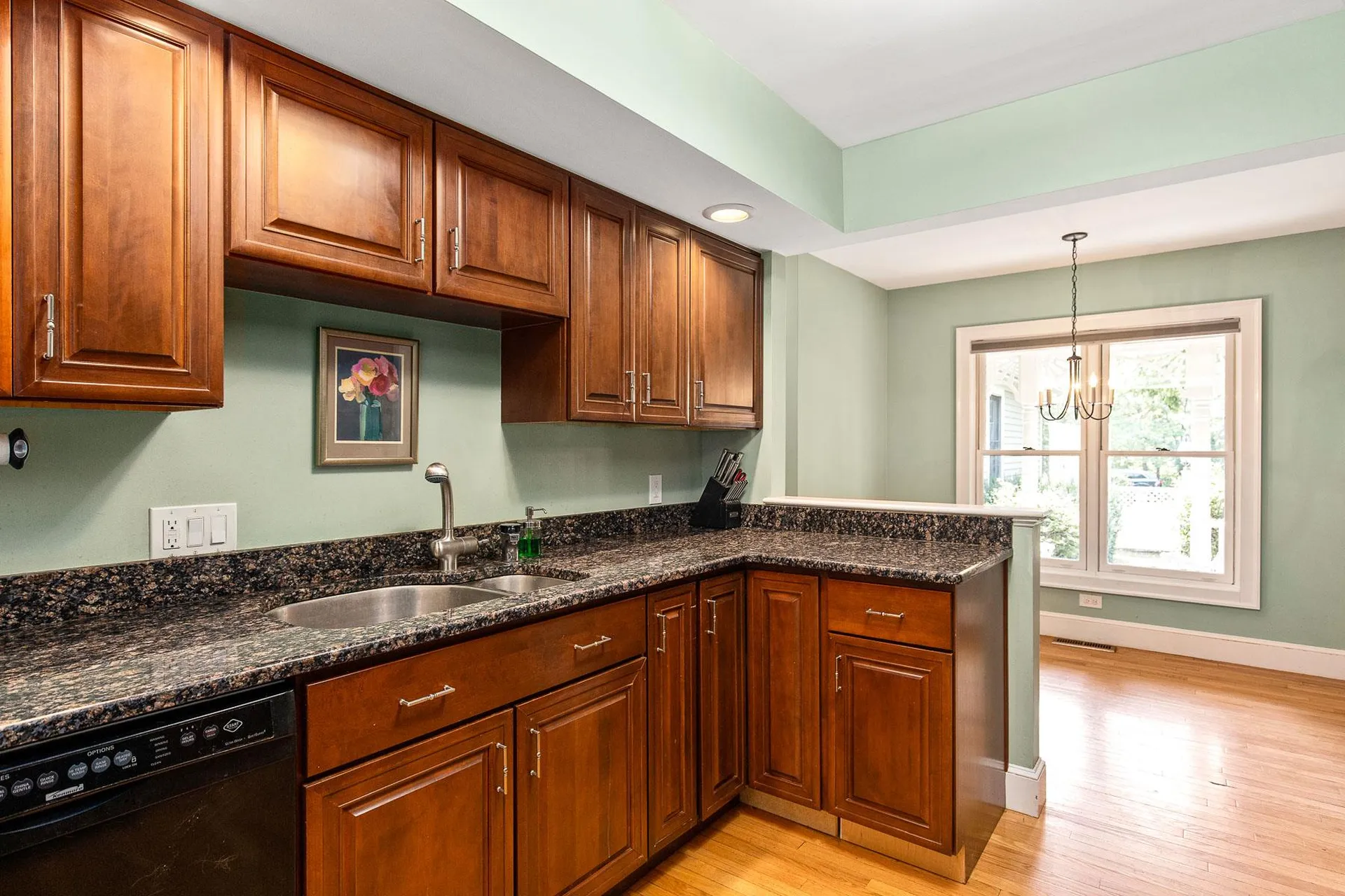 579 Sagamore Avenue Portsmouth NH 03801