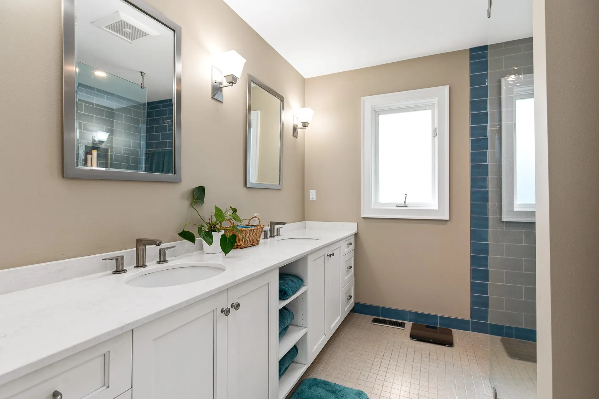 579 Sagamore Avenue Portsmouth NH 03801