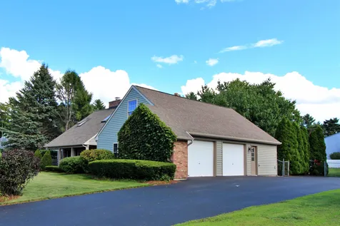 585 South Bay Circle Colchester VT 05446