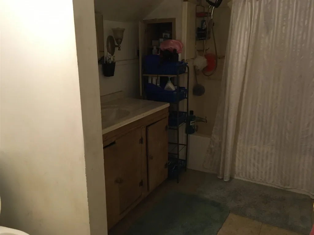 25 Mitchell Place Laconia NH 03246
