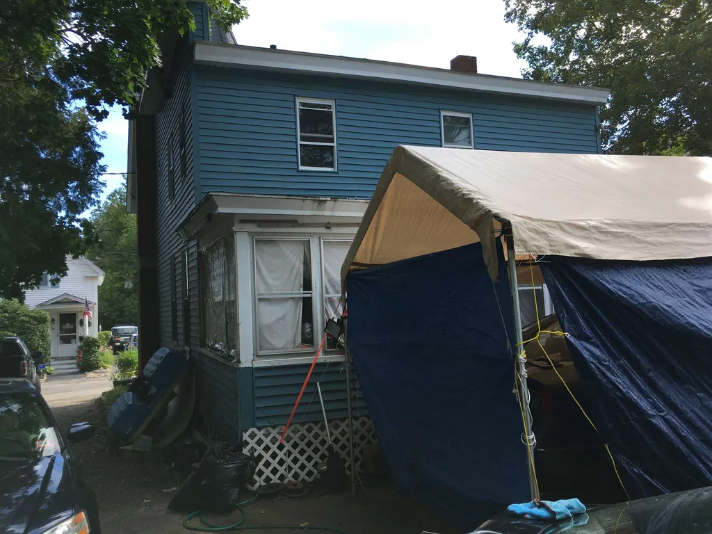 25 Mitchell Place Laconia NH 03246