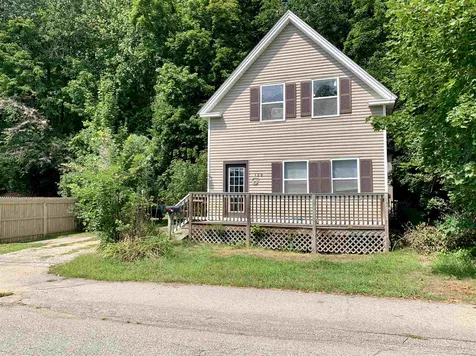 138 W Bow Street Franklin NH 03235
