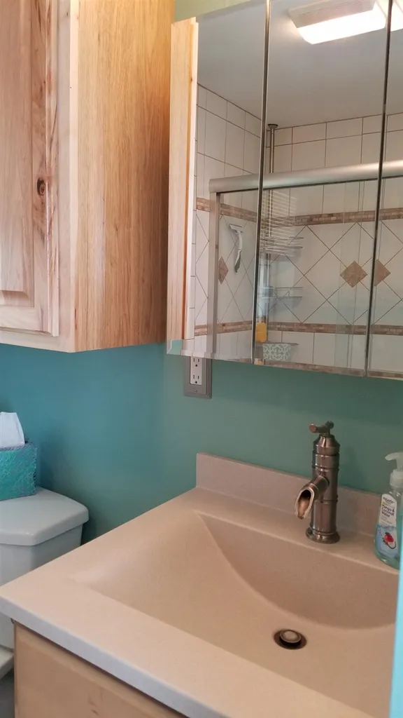 8 Seabreeze Drive North Hampton NH 03862