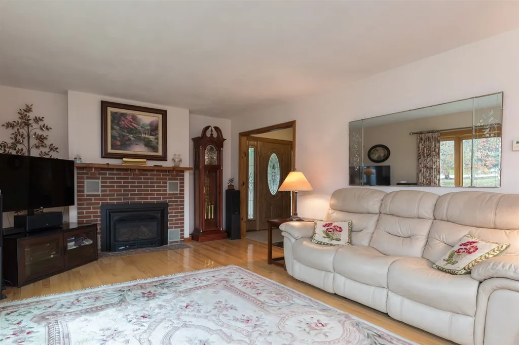 6 Birchwood Drive Rye NH 03870