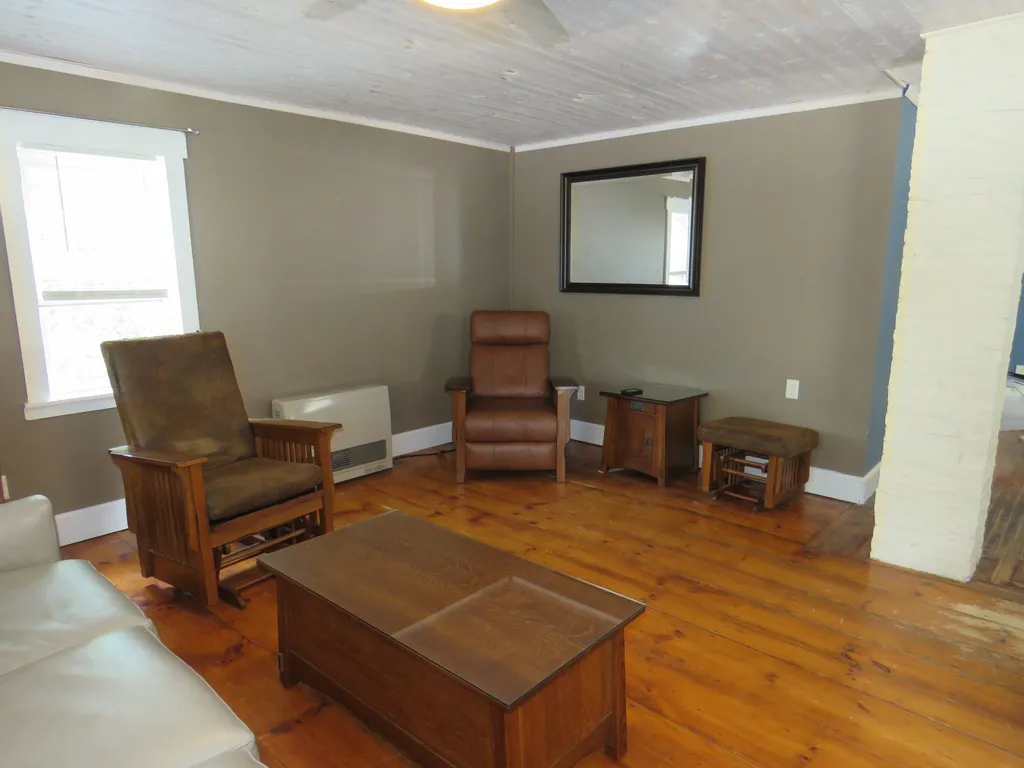 23 Epping Street Raymond NH 03077